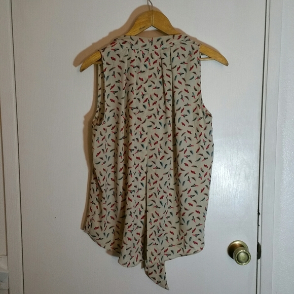 Pripe sleeveless tie / bow neck feather & bird print cream blouse - Picture 2 of 6